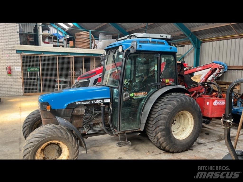 New Holland TN 90 F Трактори