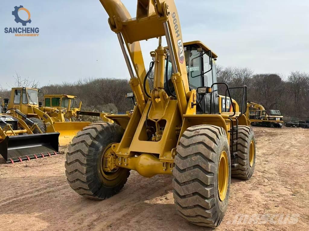CAT 966H Колесни товарачи