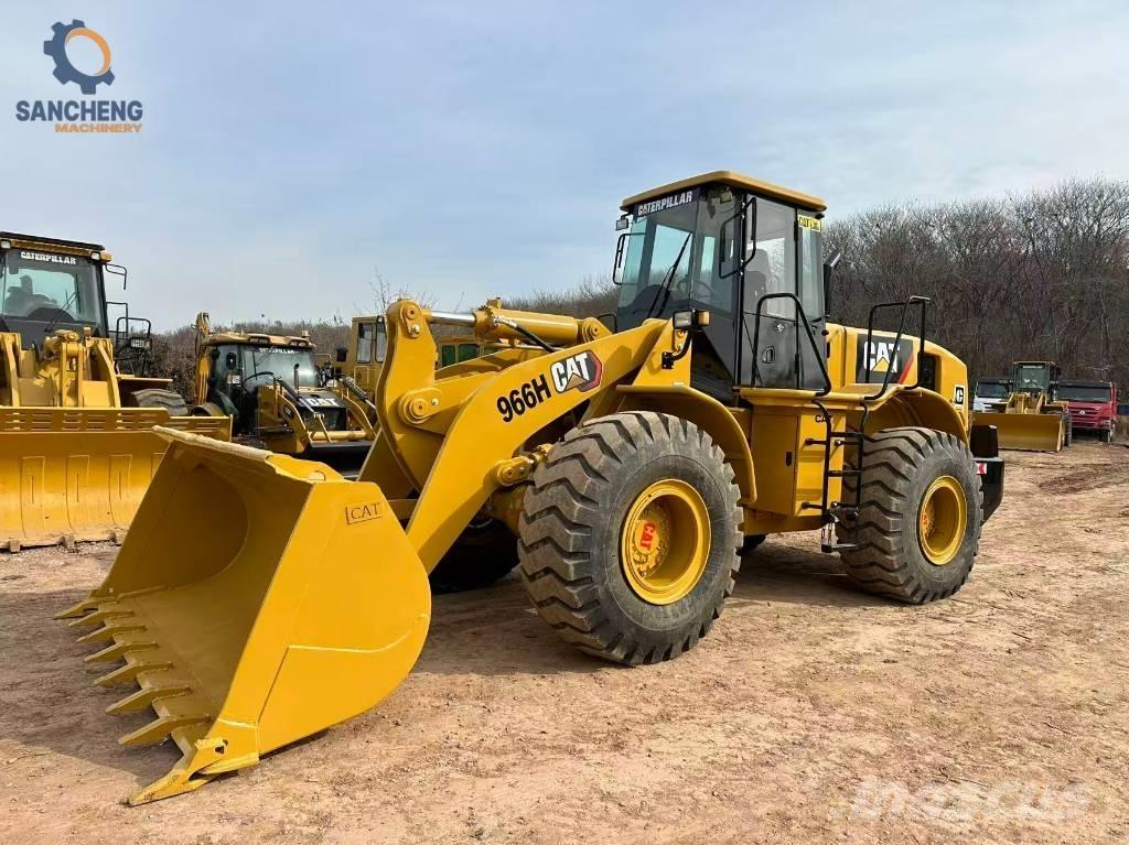 CAT 966H Колесни товарачи