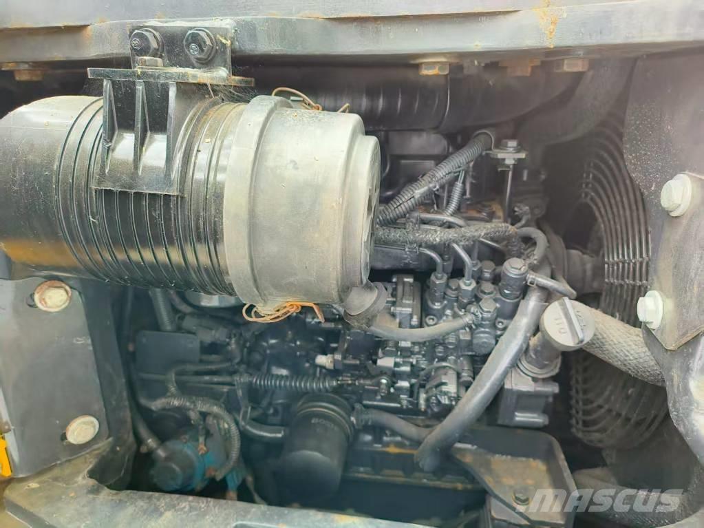 Komatsu PC 40 MR Мини екскаватори < 7 т