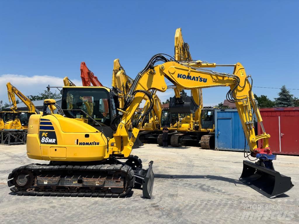 Komatsu PC88MR-10 Средни екскаватори 7т - 12т
