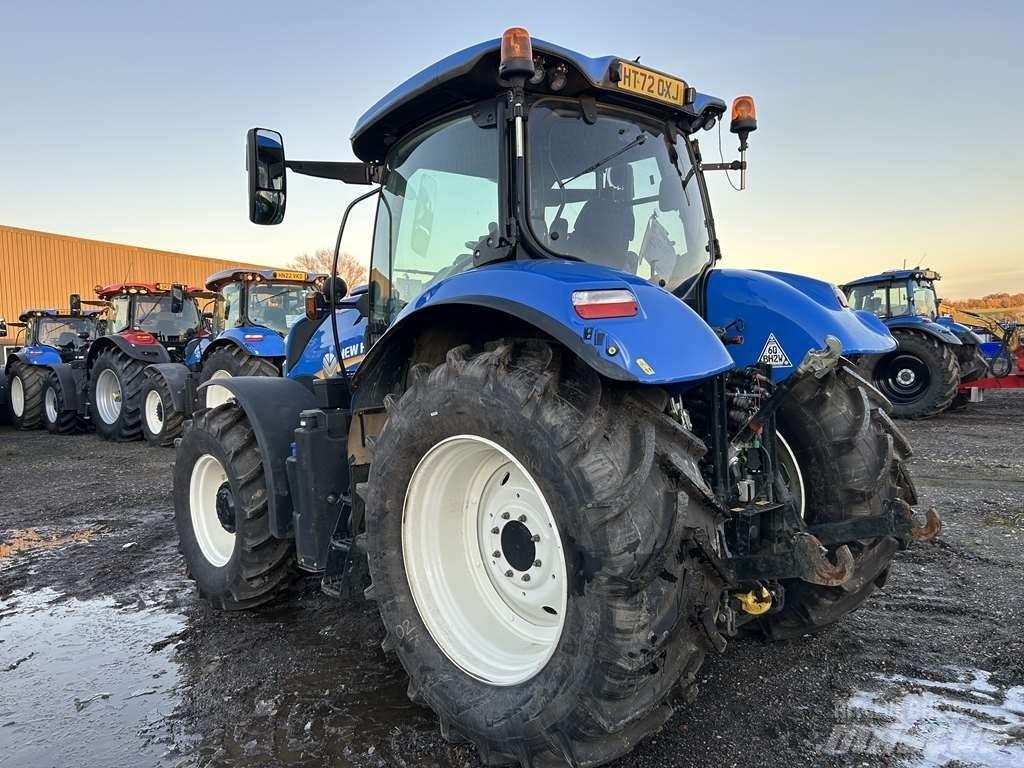 New Holland T7.225 Трактори