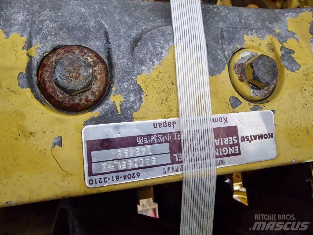 Komatsu SA6D95L-1 Двигатели