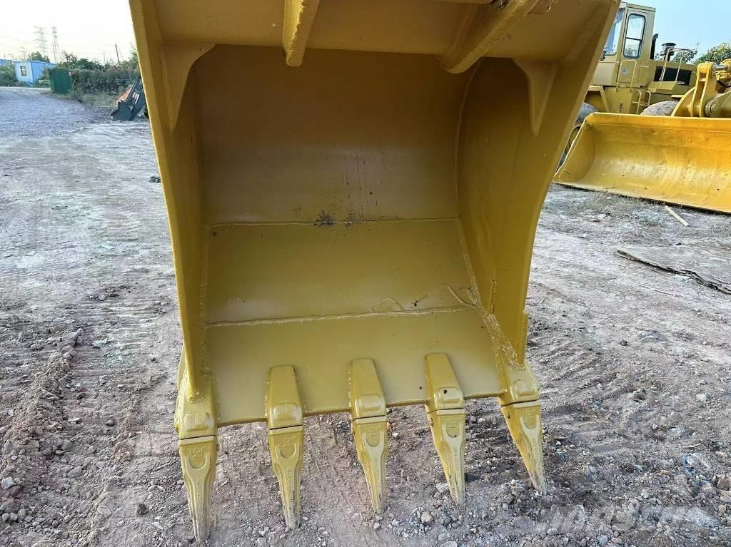 CAT 330 D L Верижен екскаватор