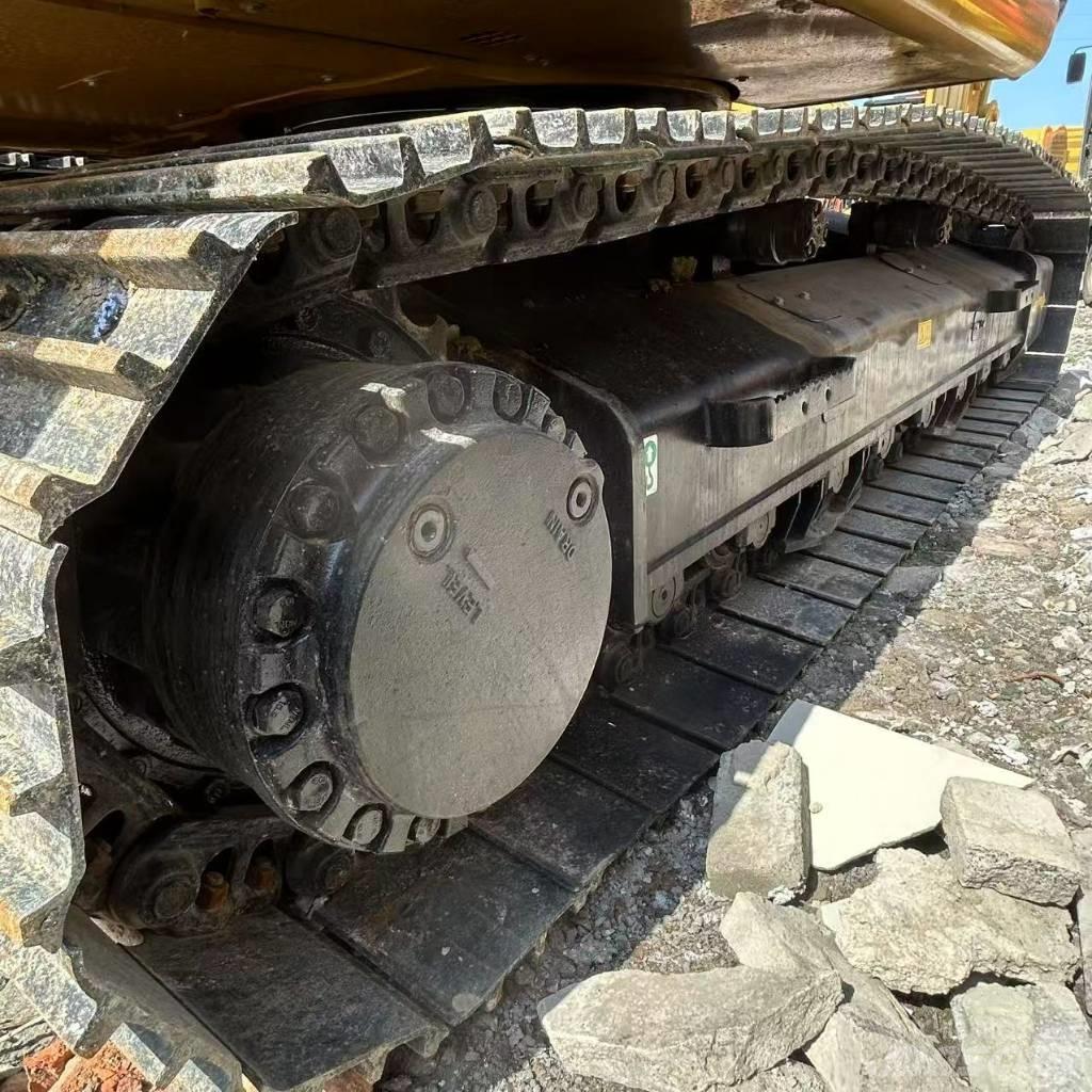 CAT 326D2L Верижен екскаватор