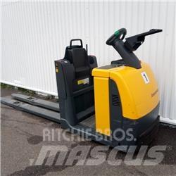 Jungheinrich ECE 225 Машини за комисиониране нископовдигачи
