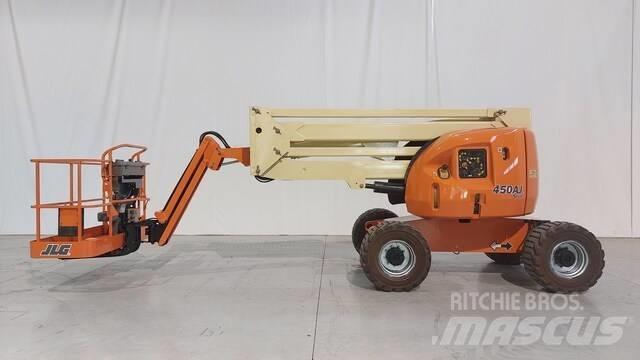 JLG 450 AJ Съчленени стрелови подемници