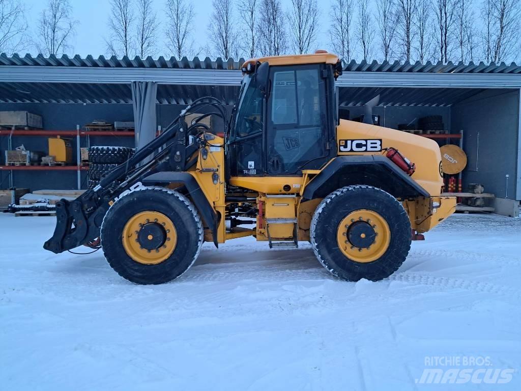 JCB 418 K Колесни товарачи
