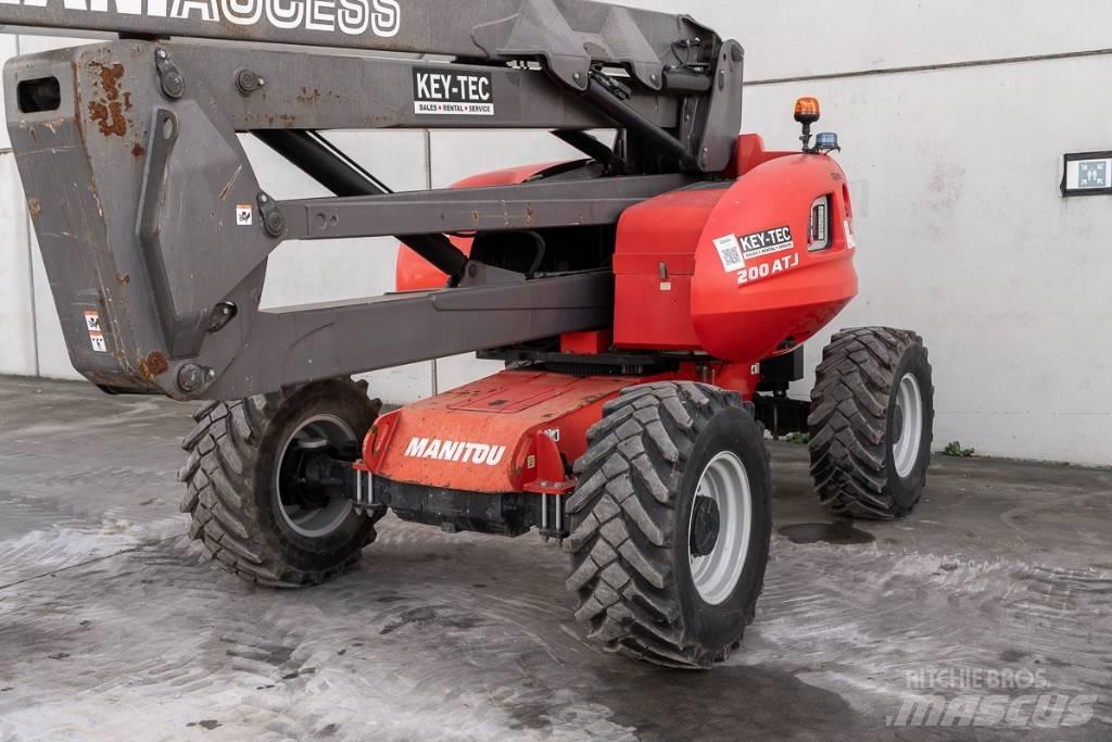 Manitou 200 ATJ Съчленени стрелови подемници