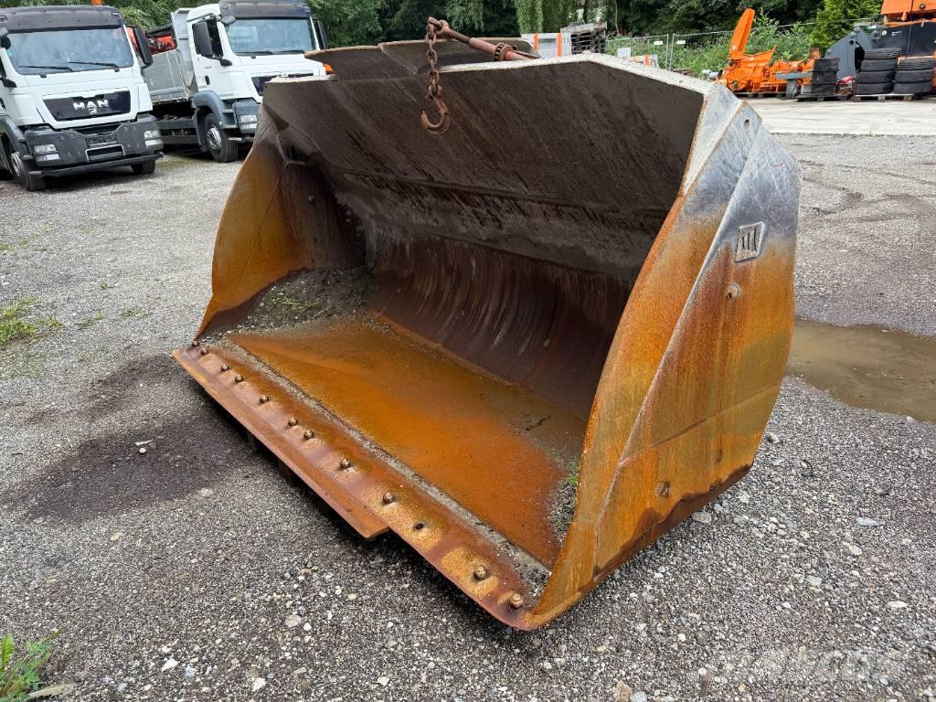 CAT Radladerschaufel Кофи