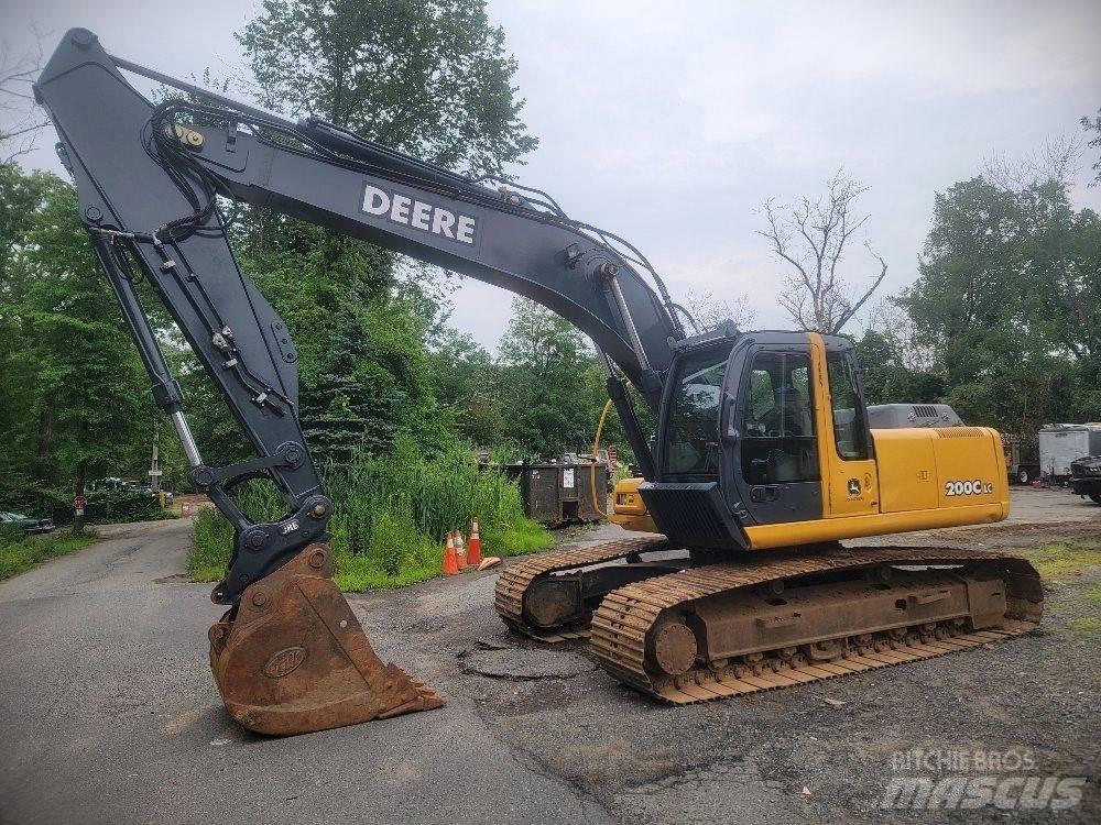 John Deere 200 C LC Верижен екскаватор