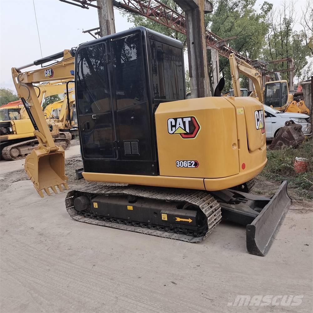 CAT 306 E Средни екскаватори 7т - 12т