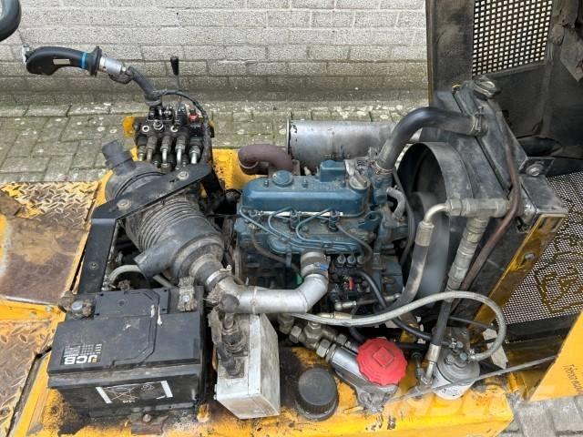 GiANT D 261 S Колесни товарачи