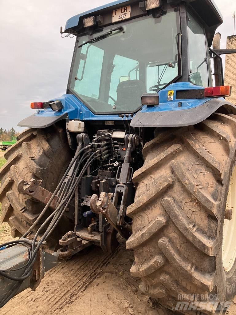New Holland 8970 Трактори