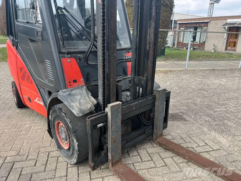 Linde H 30 D Дизелови камиони