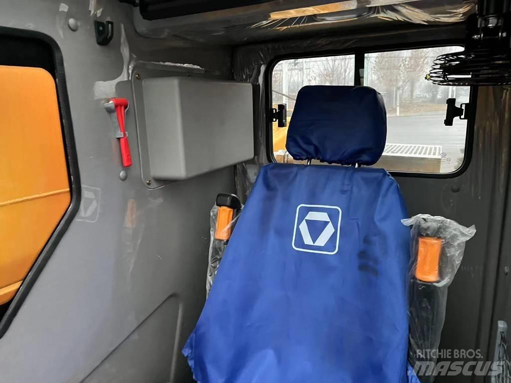 XCMG XCT 25 Всъдеходни кранове