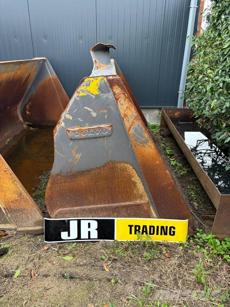 Volvo L 90 H Bucket Кофи