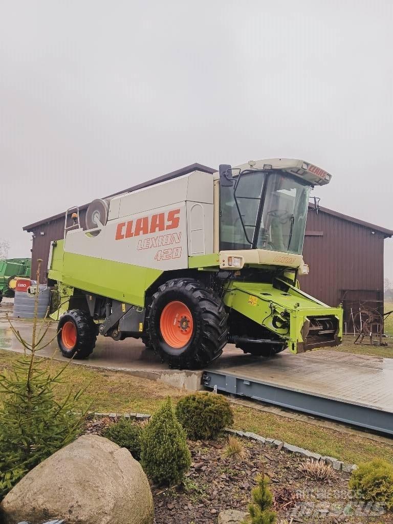 Claas 420 Комбайни
