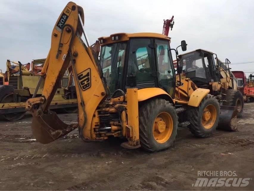 JCB 4cx Товарач със заден ексватор