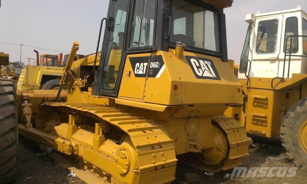 CAT D 6 G LGP II Верижни булдозери
