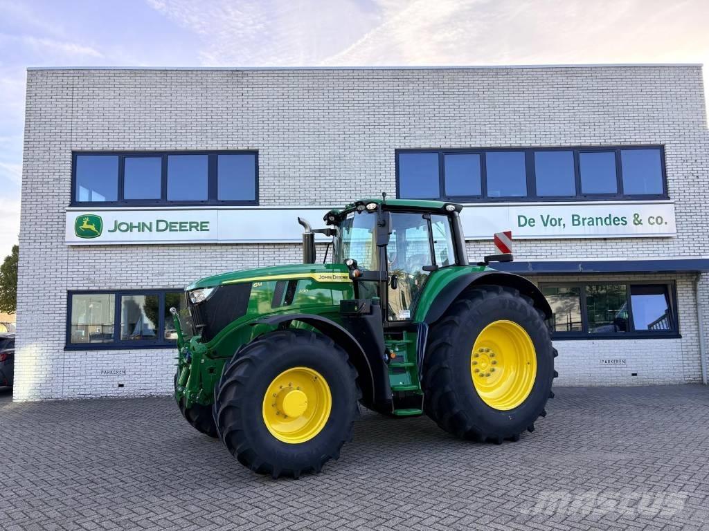 John Deere 6M200 Трактори