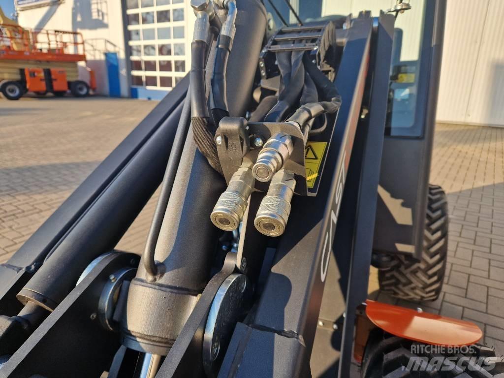 Cast Loaders 825D Телескопични товарачи