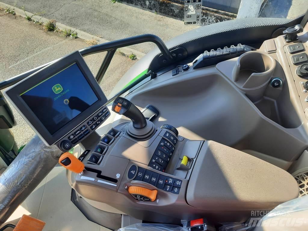 John Deere 6R130 Трактори
