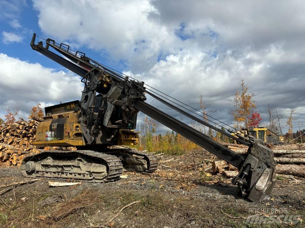 CAT 320 D FM Машини за кастрене на дървета