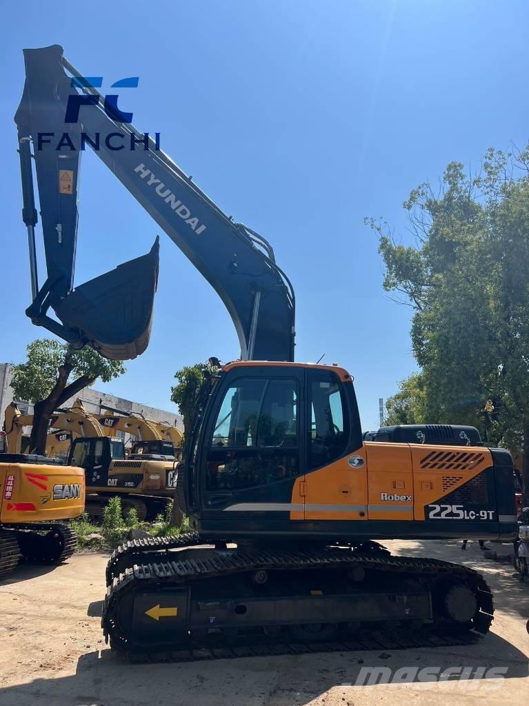 Hyundai 225LC-9t Верижен екскаватор