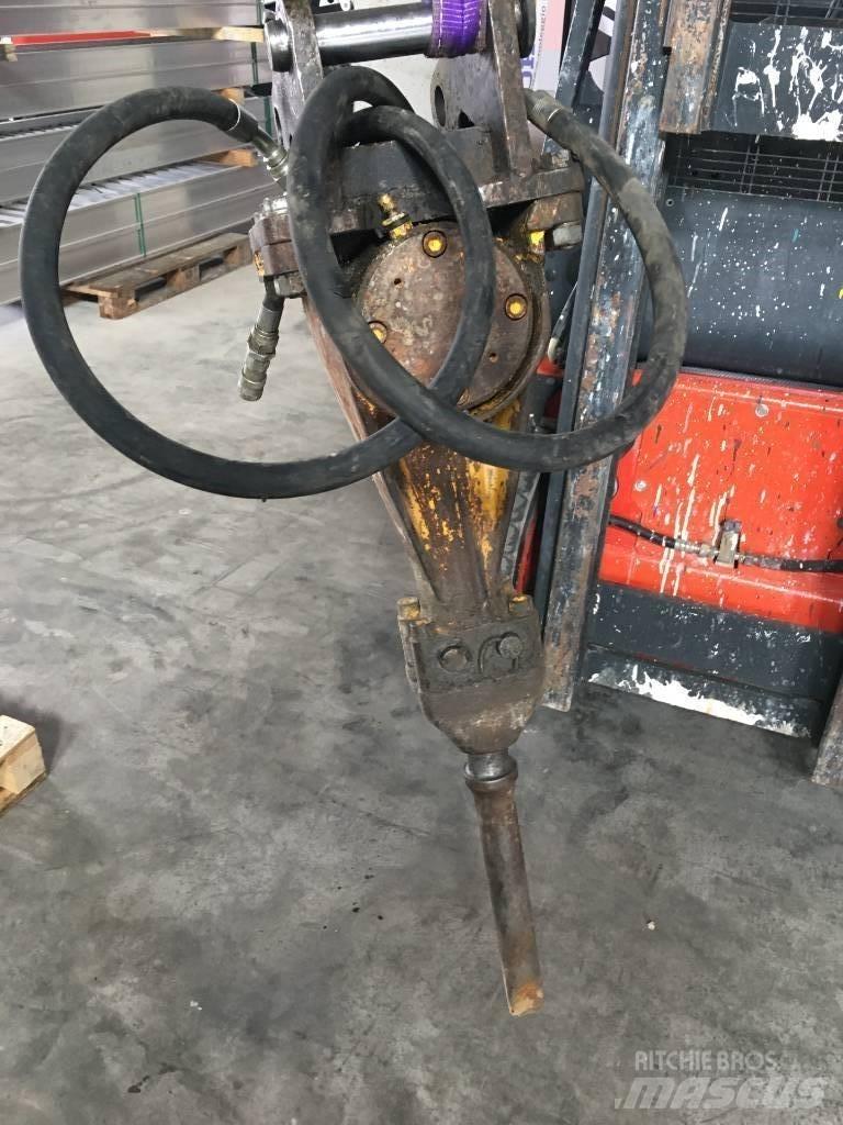 Atlas Copco SBC 115 Чукове/Раздробители
