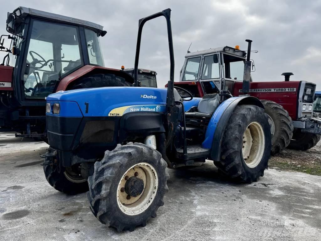 New Holland TN 75 N Трактори