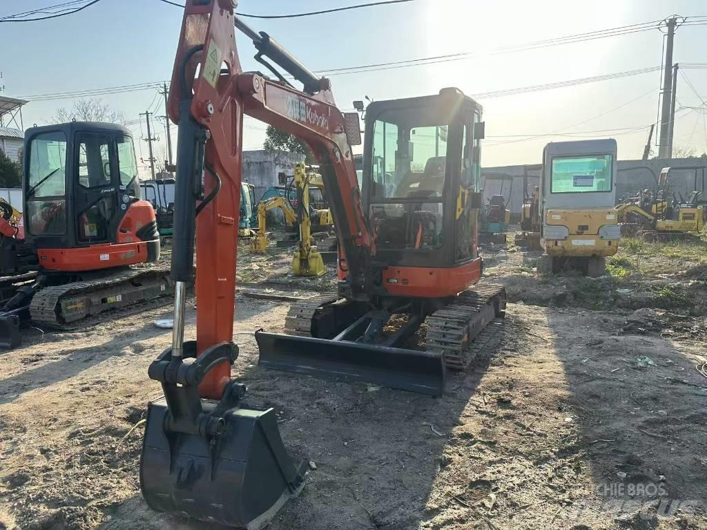 Kubota U 35 Мини екскаватори < 7 т