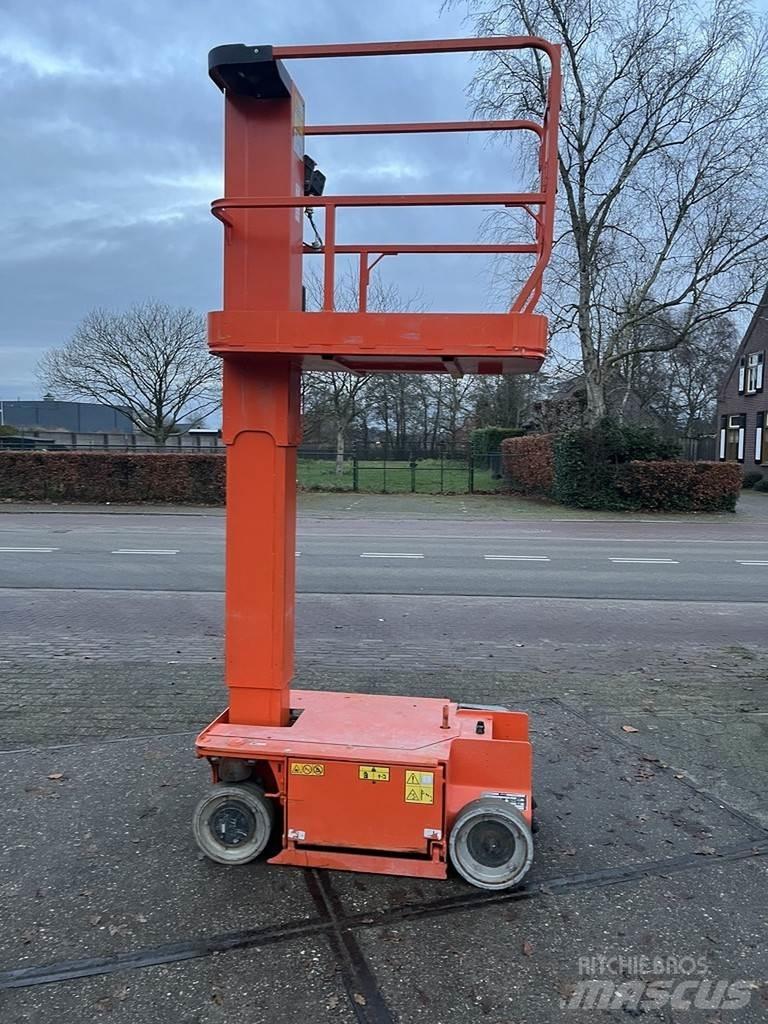 JLG 1230ES Други вишки и платформи