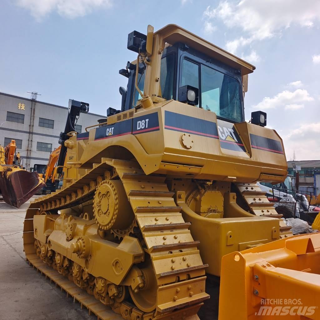 CAT D 8 T Верижни булдозери
