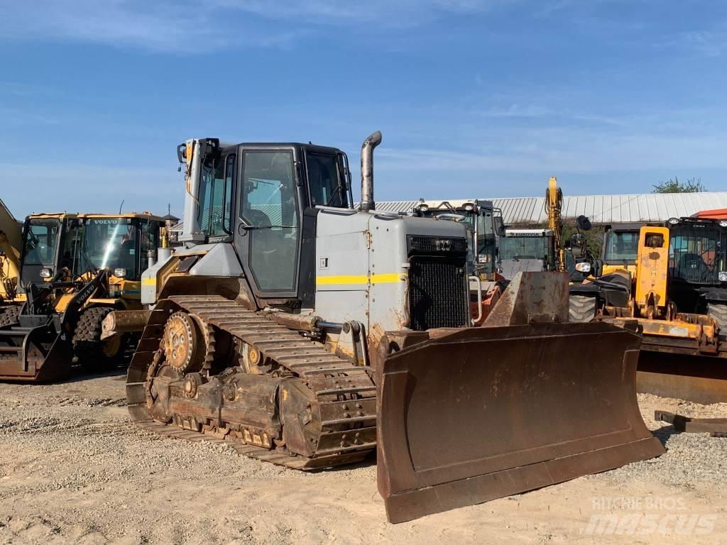 CAT D 6 N Верижни булдозери
