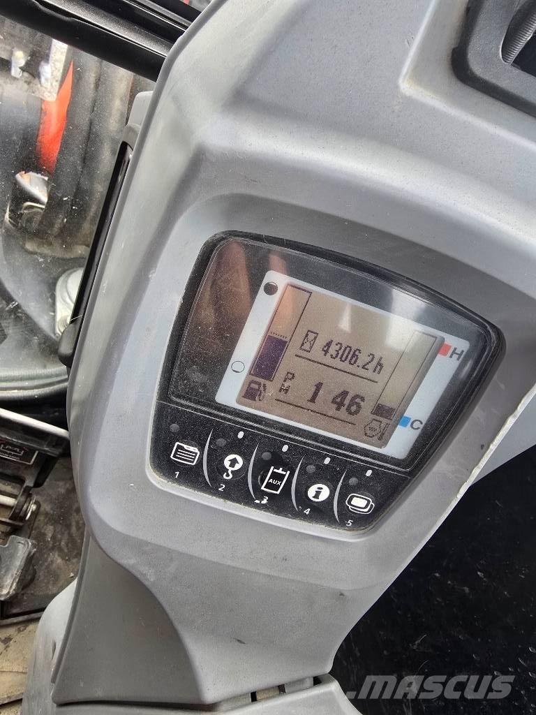 Kubota KX 040-4 Мини екскаватори < 7 т