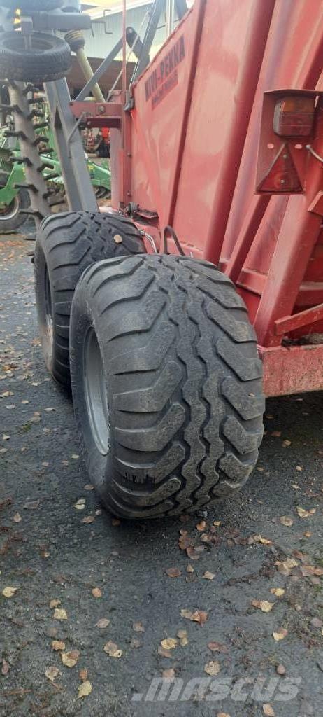 Kivi-Pekka KP 5 Събирачи на камъни
