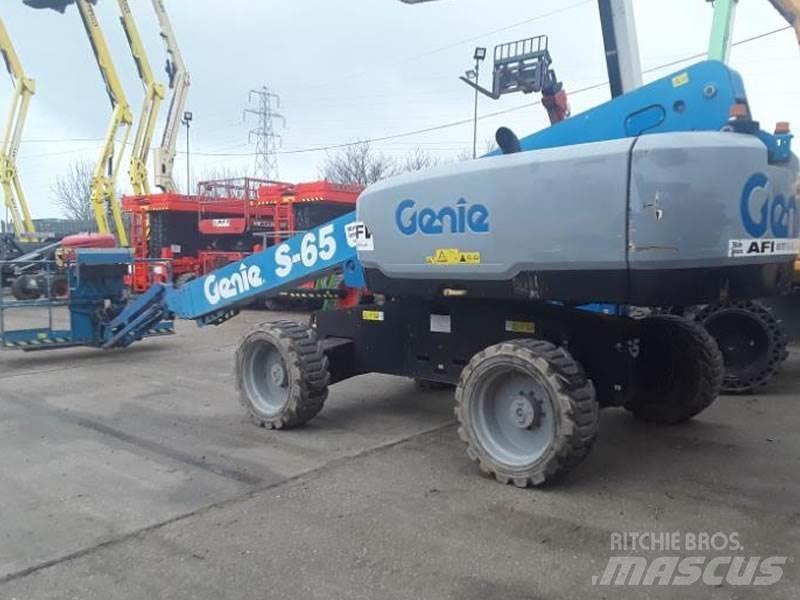 Genie S65S Телескопични повдигачи
