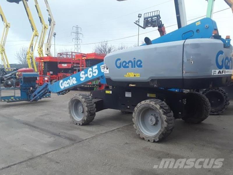 Genie S65S Телескопични повдигачи
