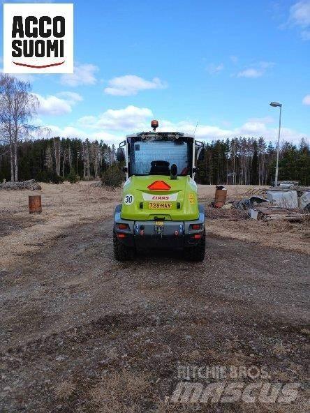 CLAAS 535 TORION Трактори