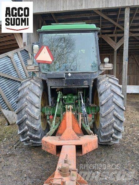 John Deere 3040 SG Трактори