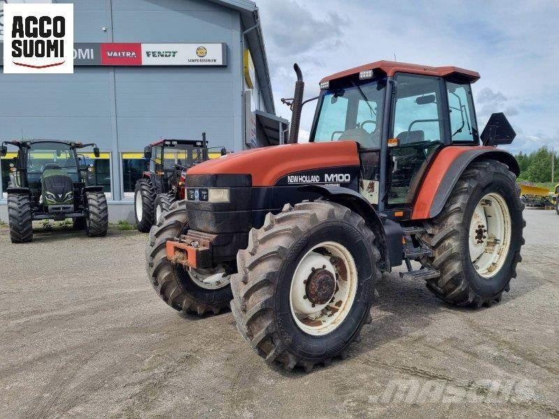 New Holland M100 Трактори