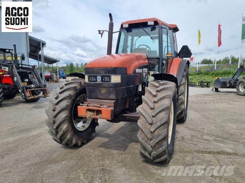 New Holland M100 Трактори