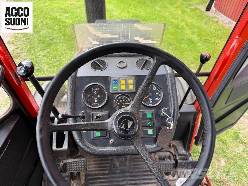 Valmet 405 -2 Трактори