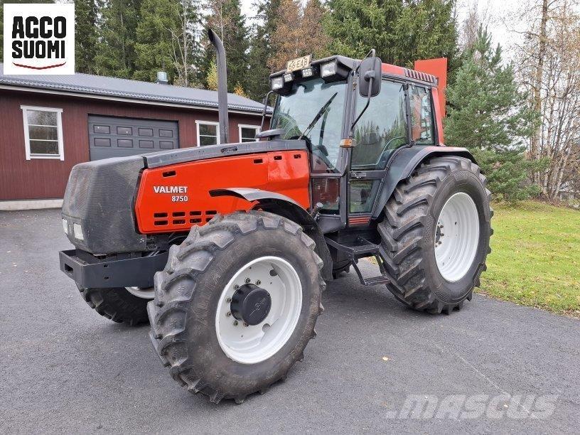 Valmet 8750 Трактори