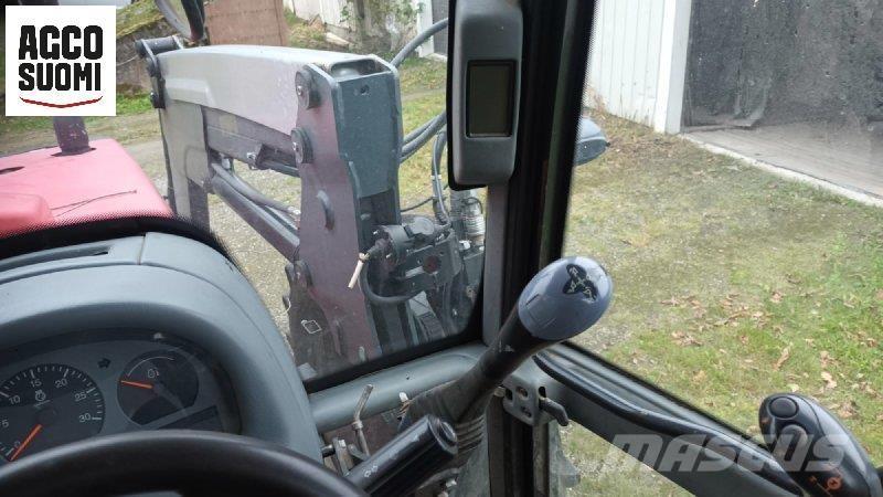 Valtra 6850 Трактори