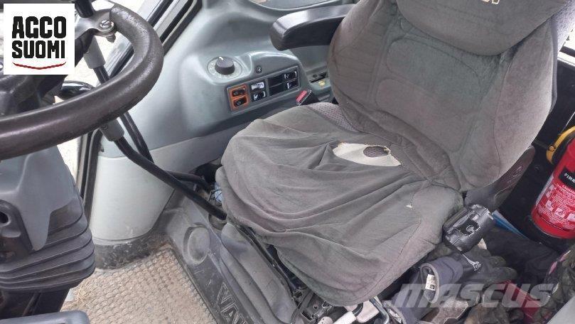 Valtra A93 Трактори