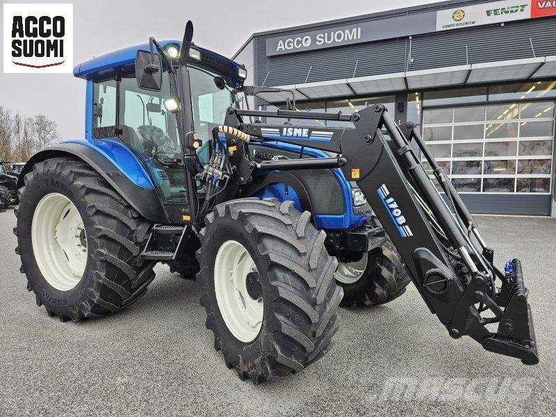 Valtra C120 Трактори