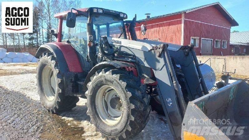 Valtra N122D Трактори