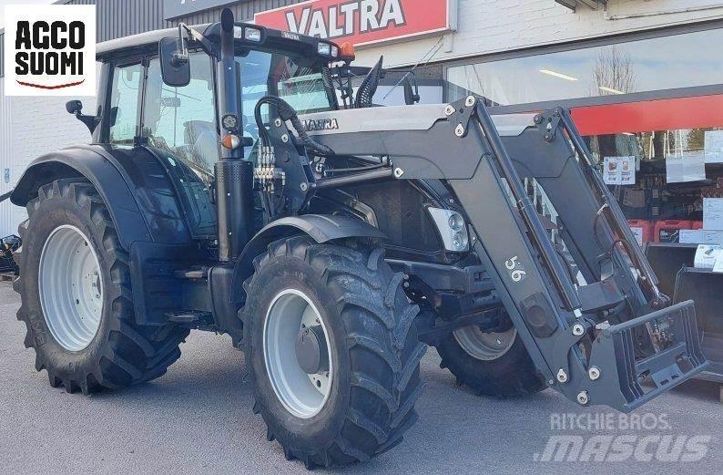 Valtra N163 VERSU Трактори